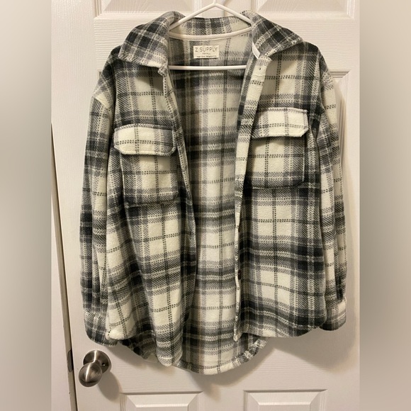 Z SUPPLY - PLAID FLEECE SHIRT JACKET - Picture 3 of 5